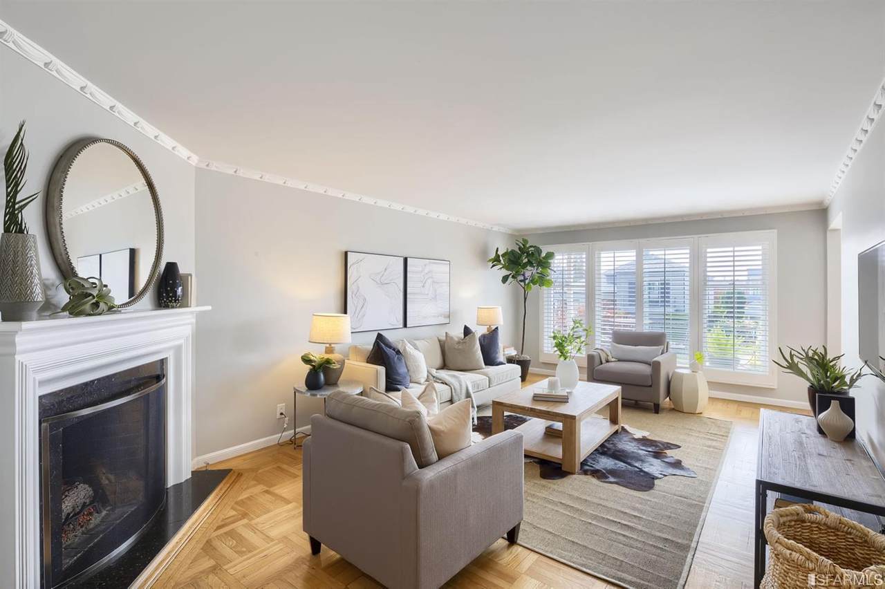 32 Collins Street - Photo 1