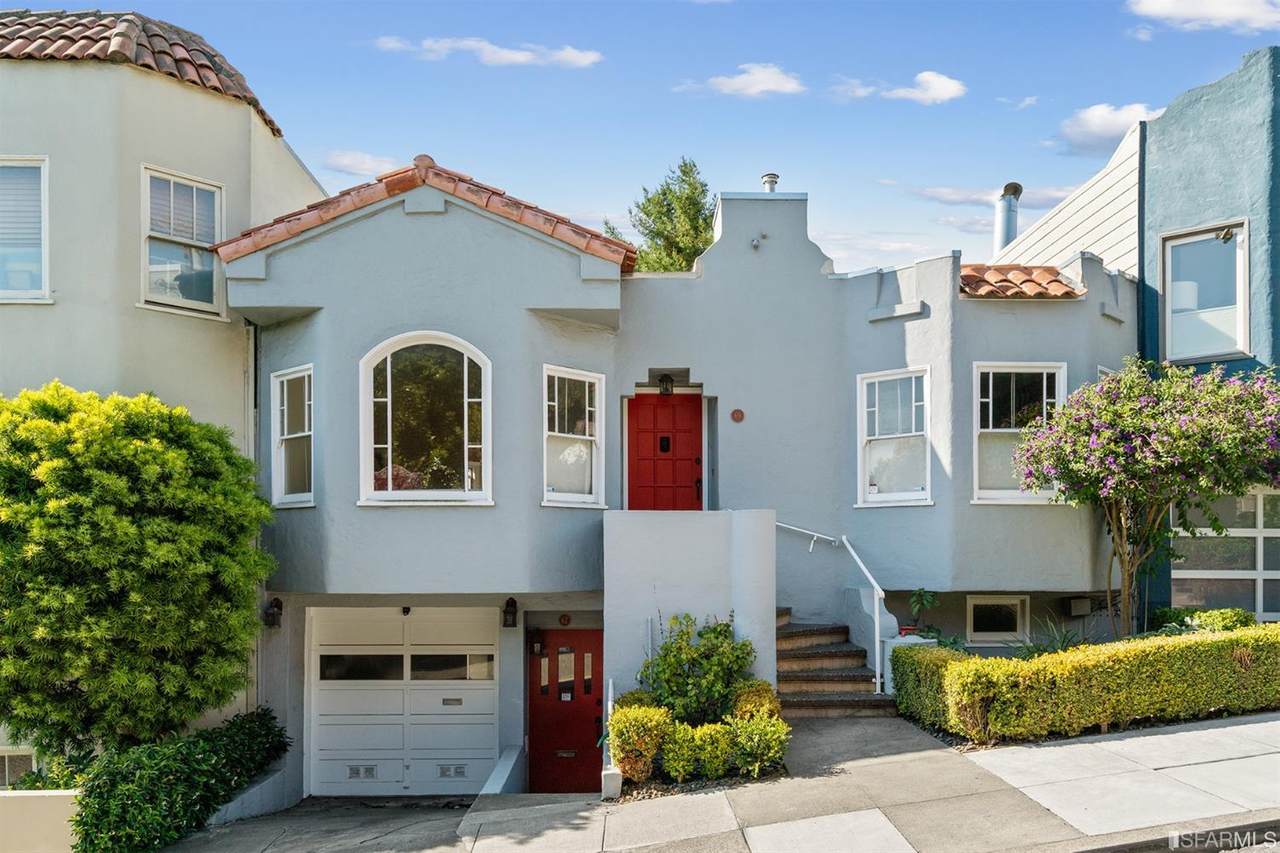 67 Deming Street - Photo 1