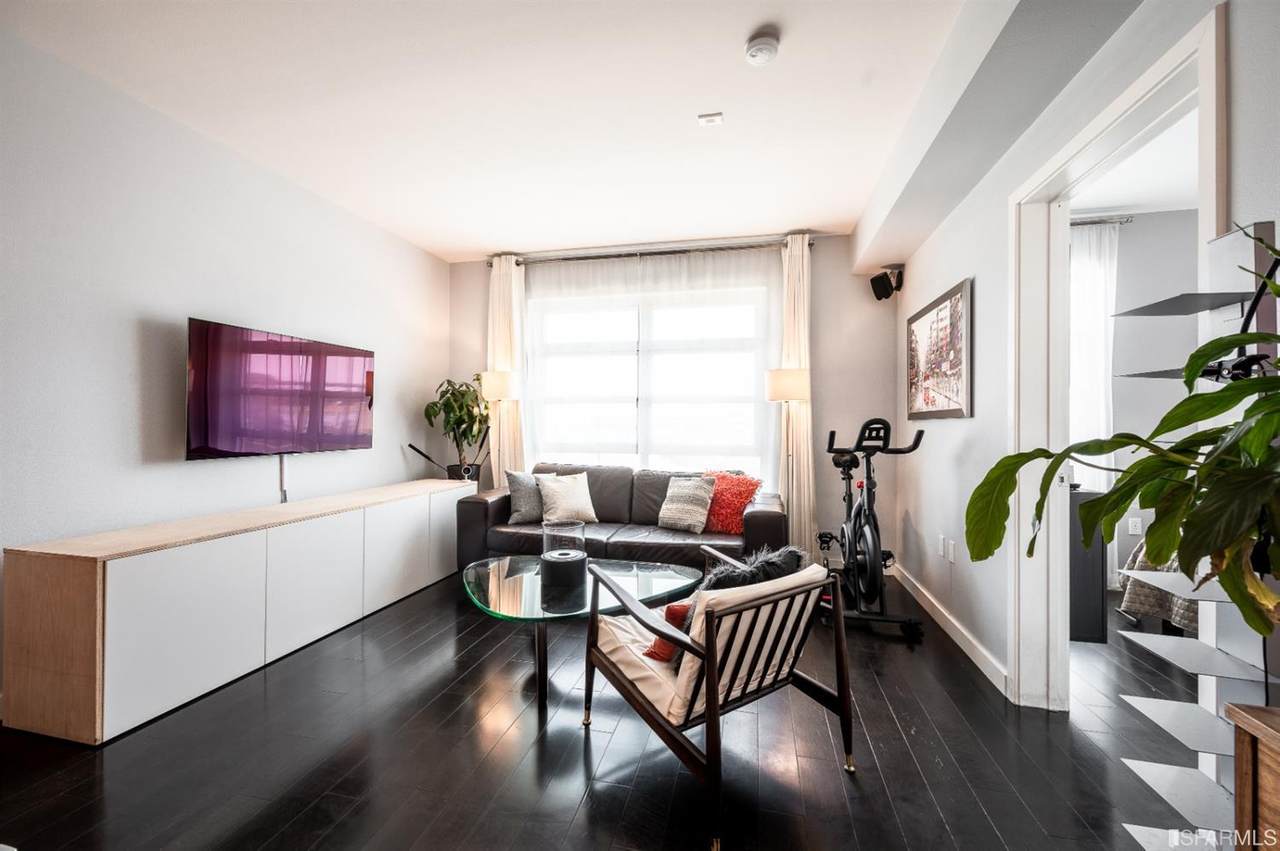 888 7th Street - Photo 1