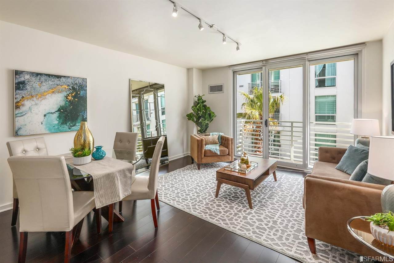 555 4th Street - Photo 1