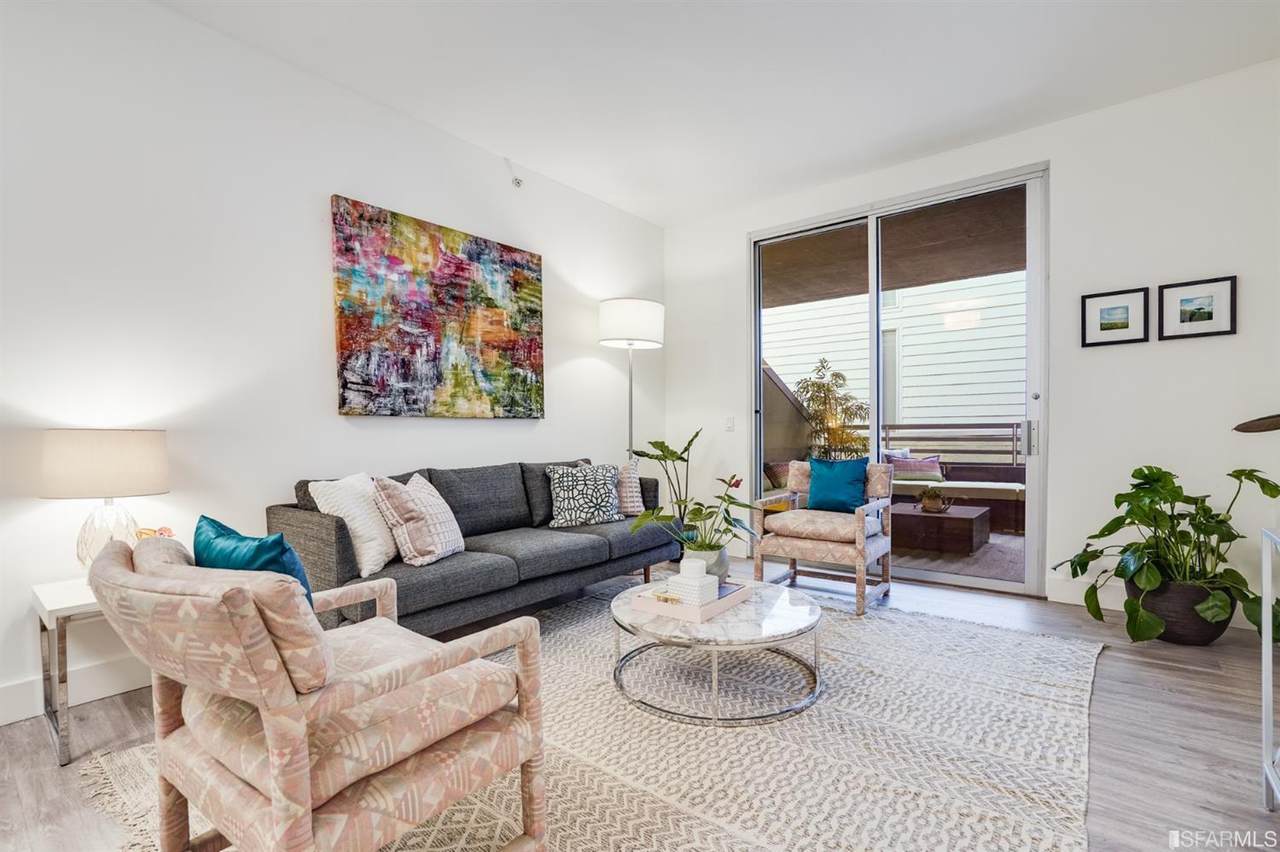 530 Chestnut Street - Photo 1