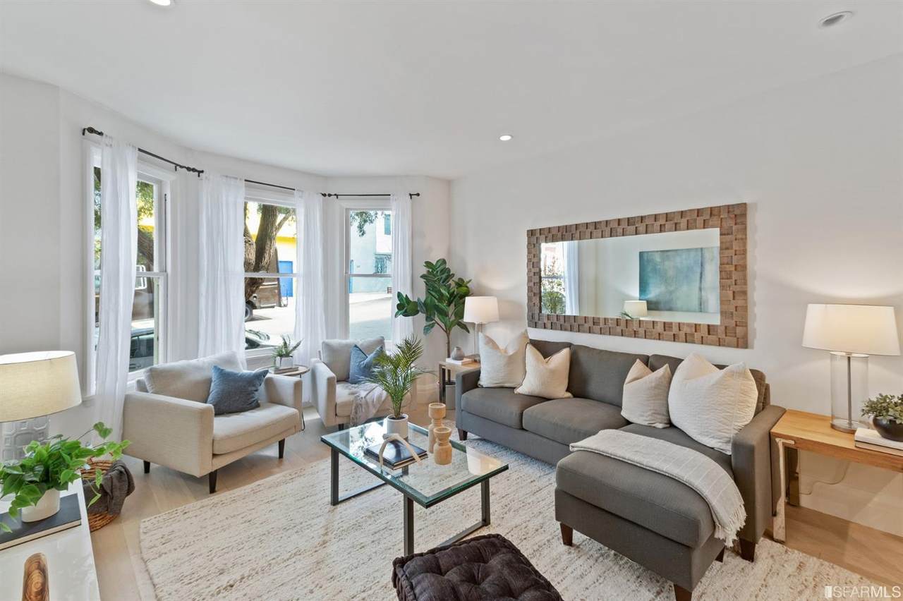 302 Coleridge Street - Photo 1