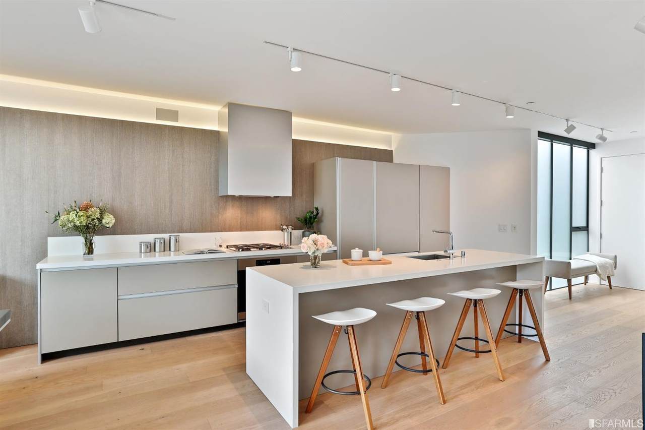 1456 Chestnut Street - Photo 1
