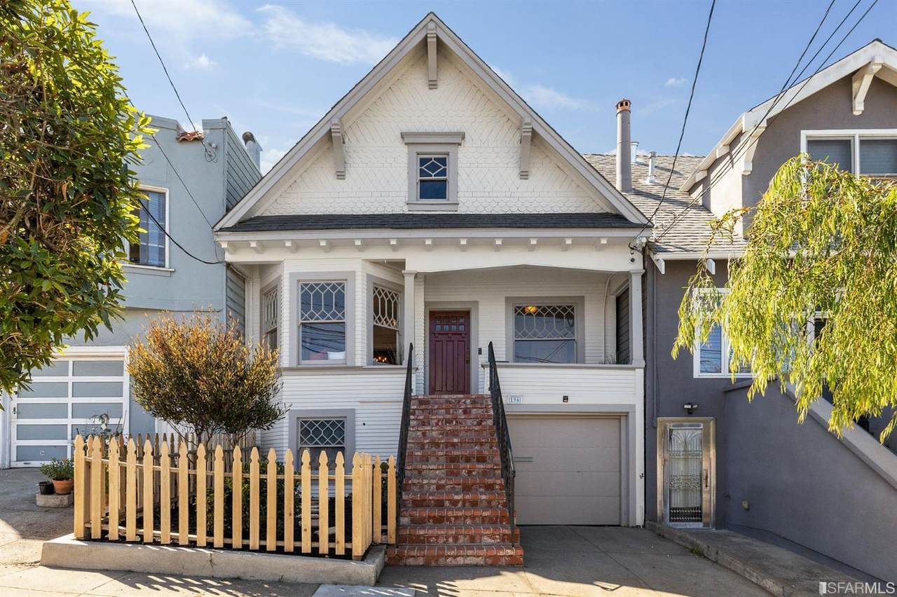196 Newton Street - Photo 1