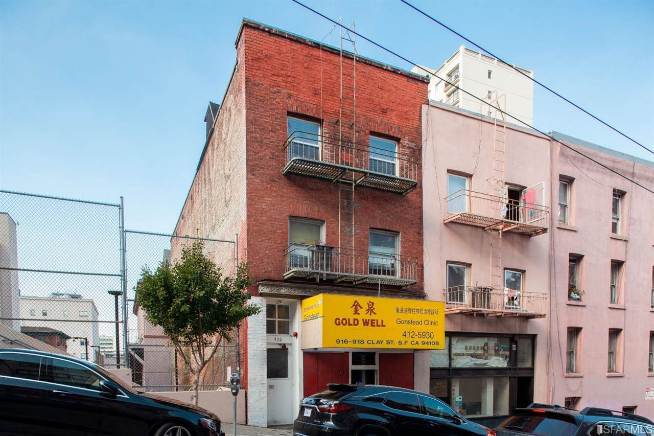 916 Clay Street - Photo 1