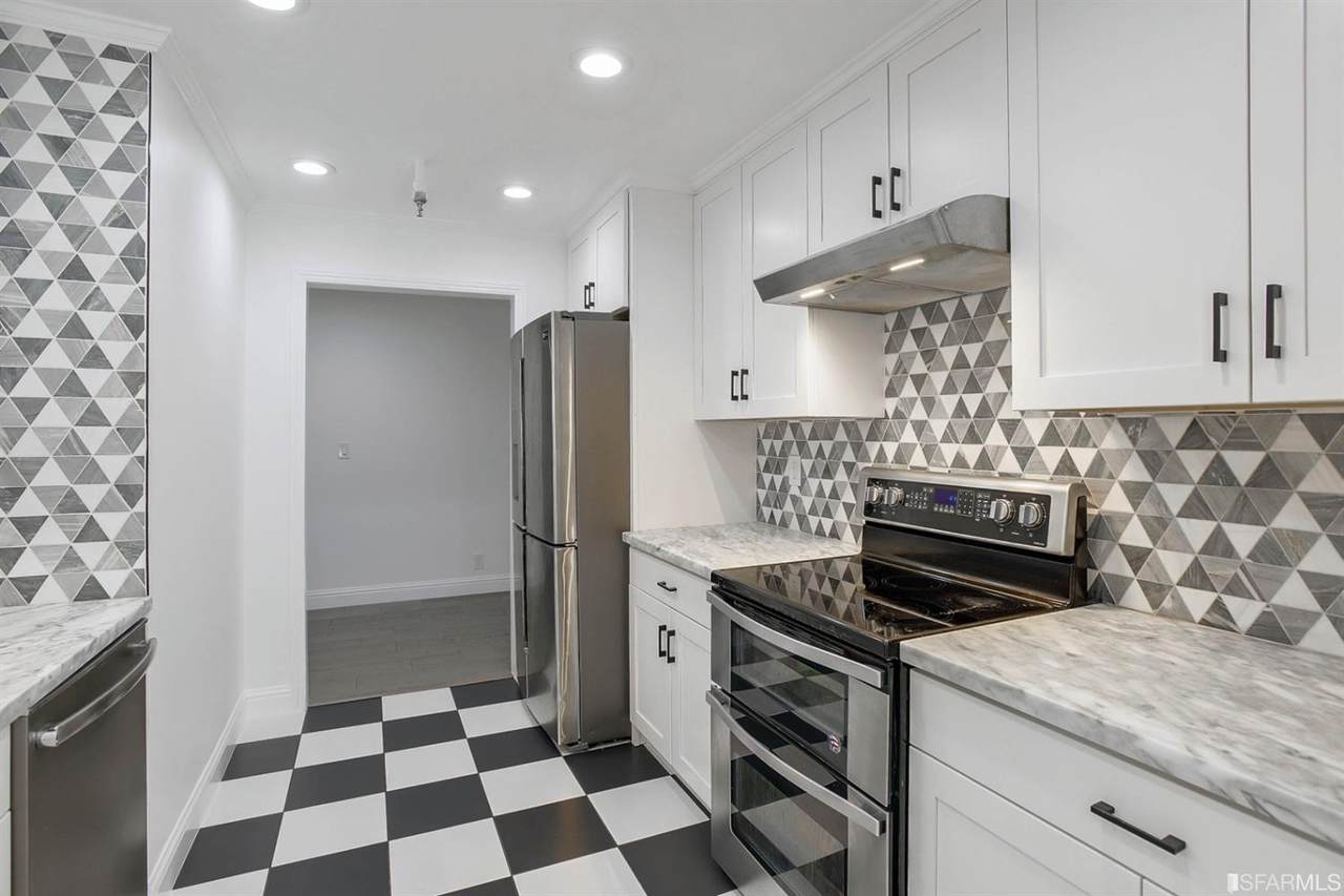 977 El Camino Real - Photo 1
