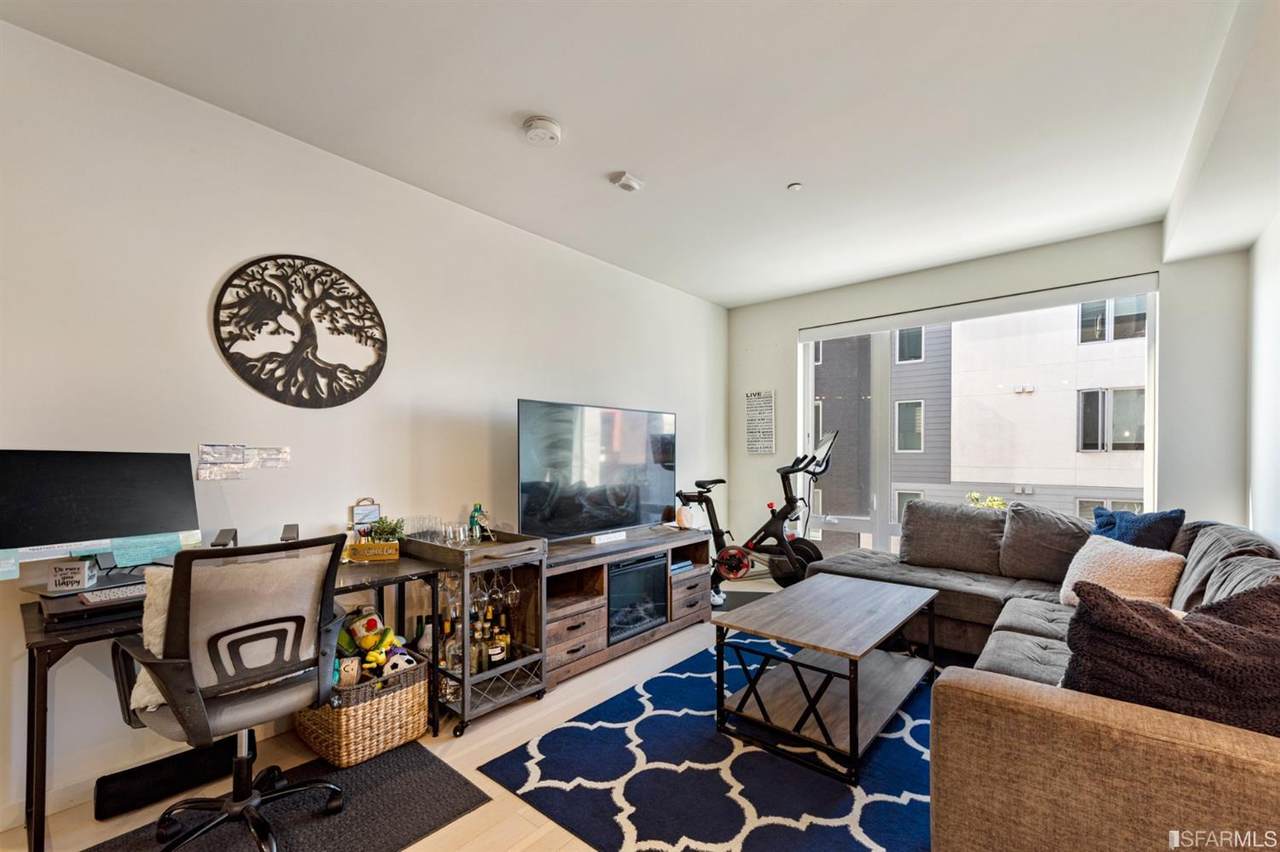 52 Innes Court - Photo 1