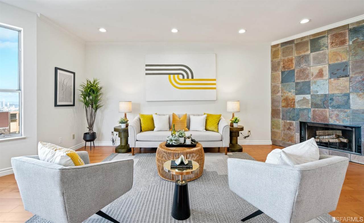 567 27th Street - Photo 1