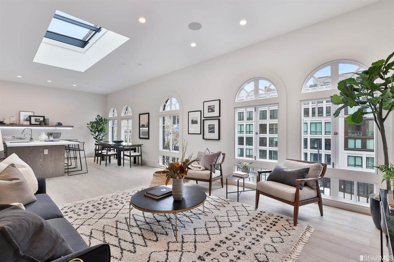 2444 Van Ness Avenue - Photo 1