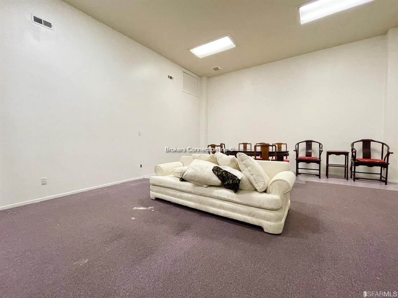 212 9th Street - Photo 1