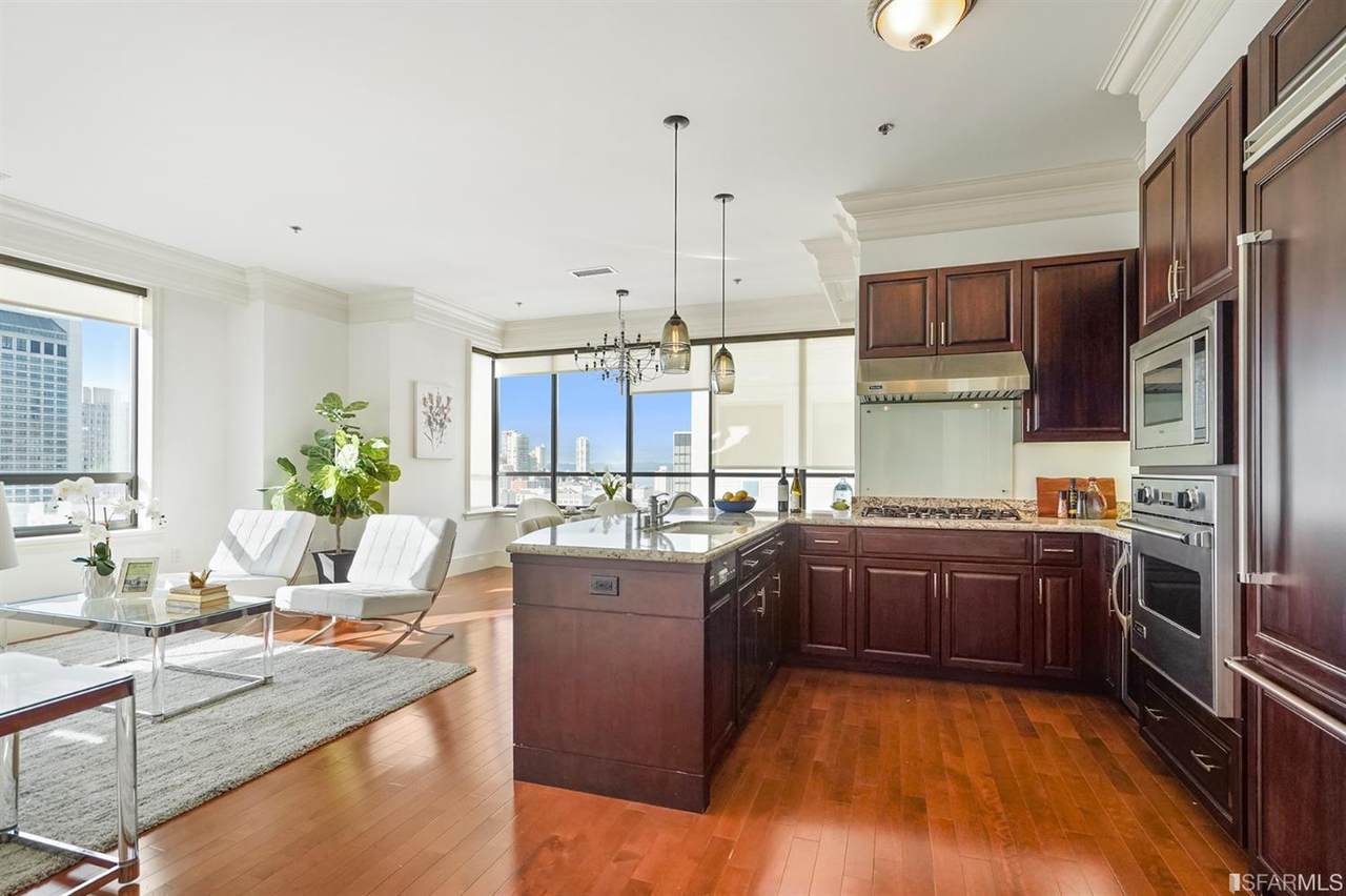 690 Market Street - Photo 1