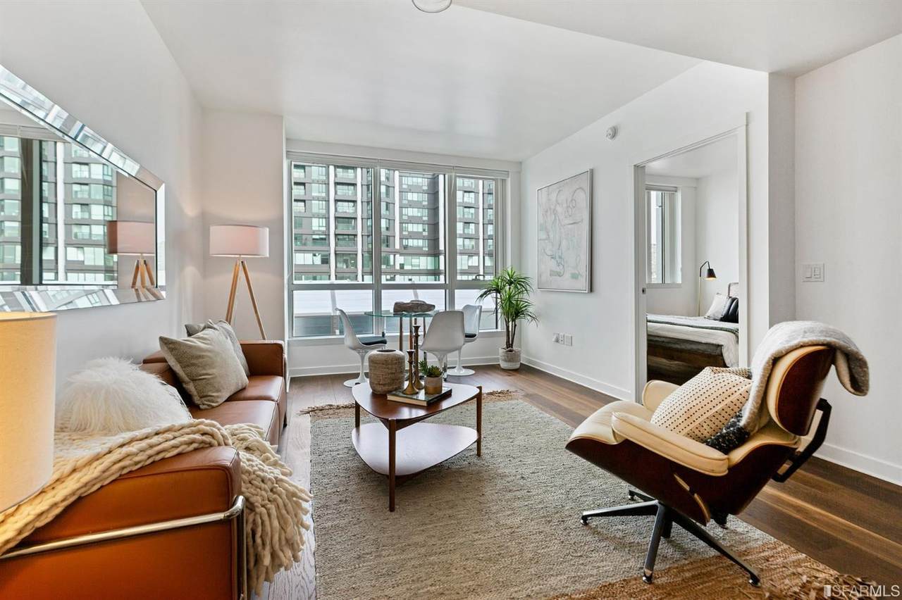 1688 Pine Street - Photo 1