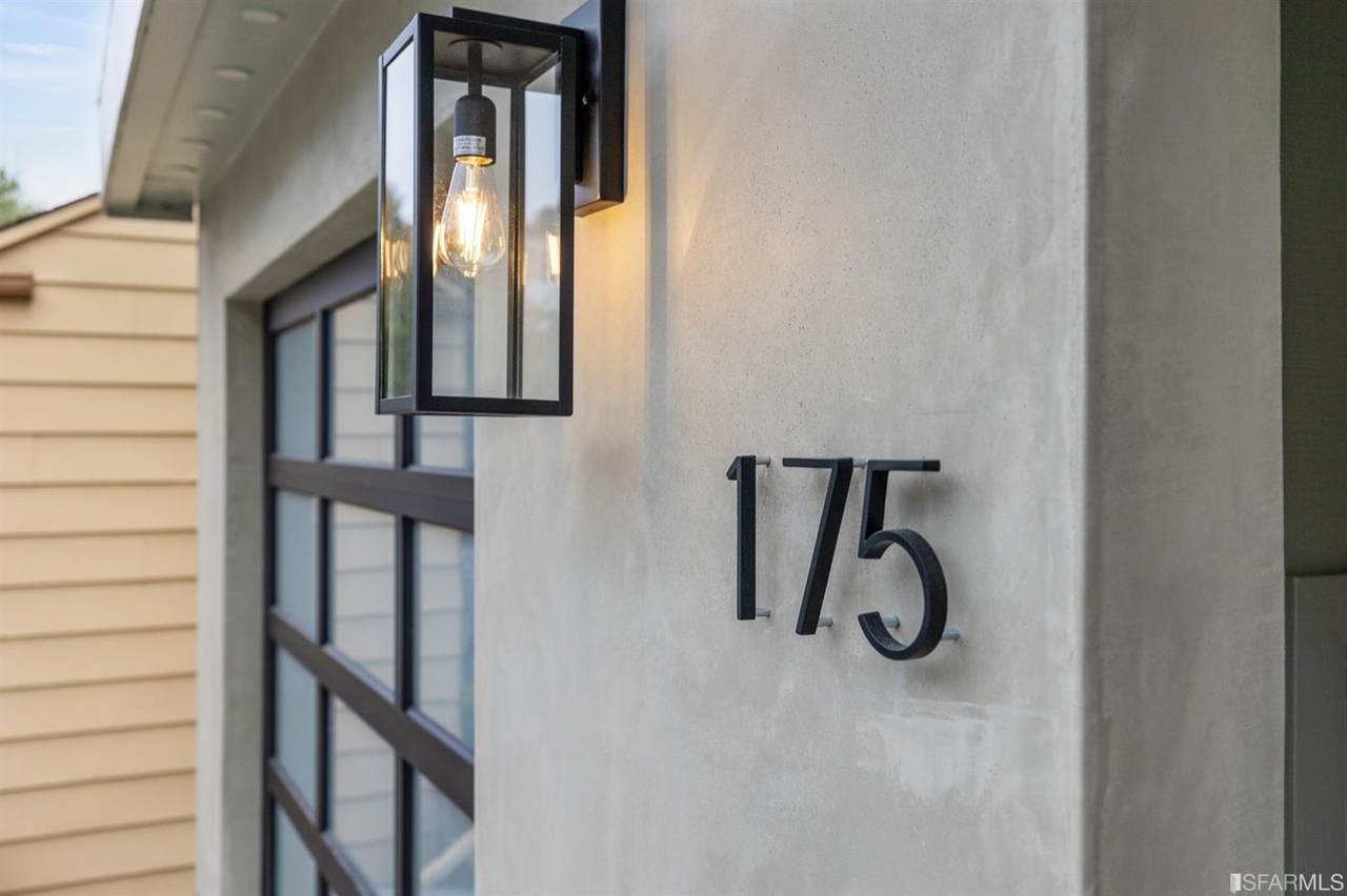 175 Villa Terrace - Photo 1