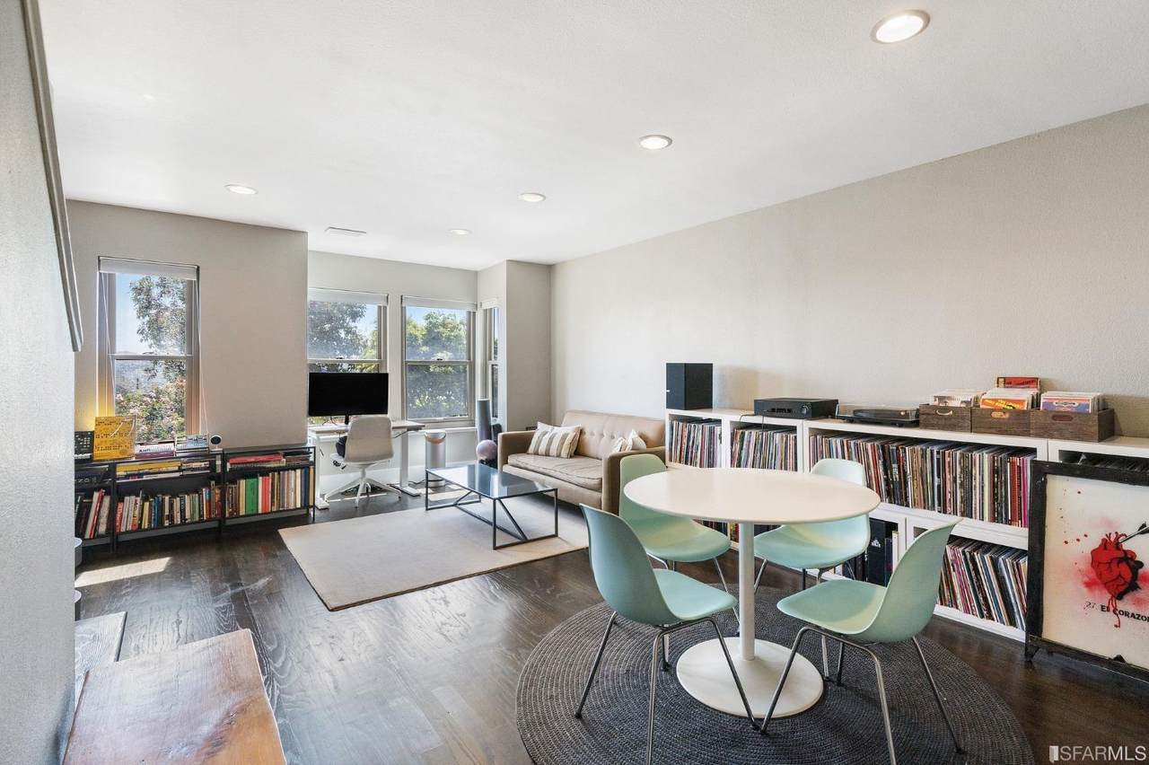 76 Littlefield Terrace - Photo 1