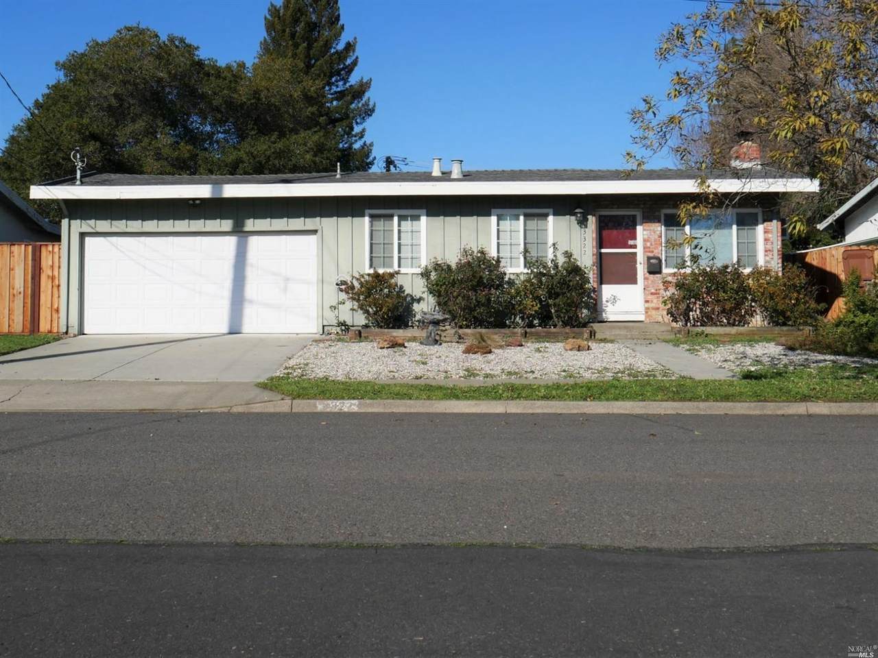 3322 Main Street - Photo 1