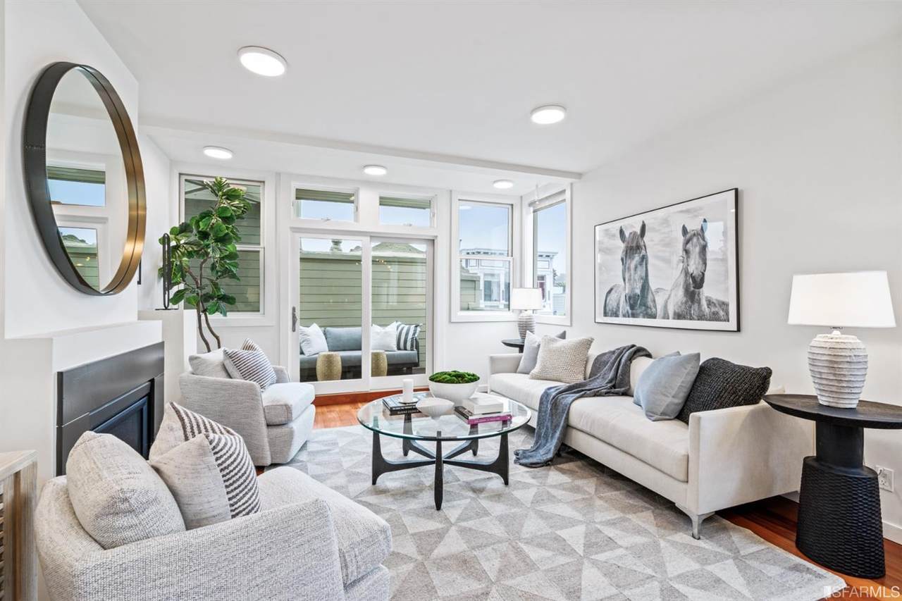 2917 24th Street - Photo 1