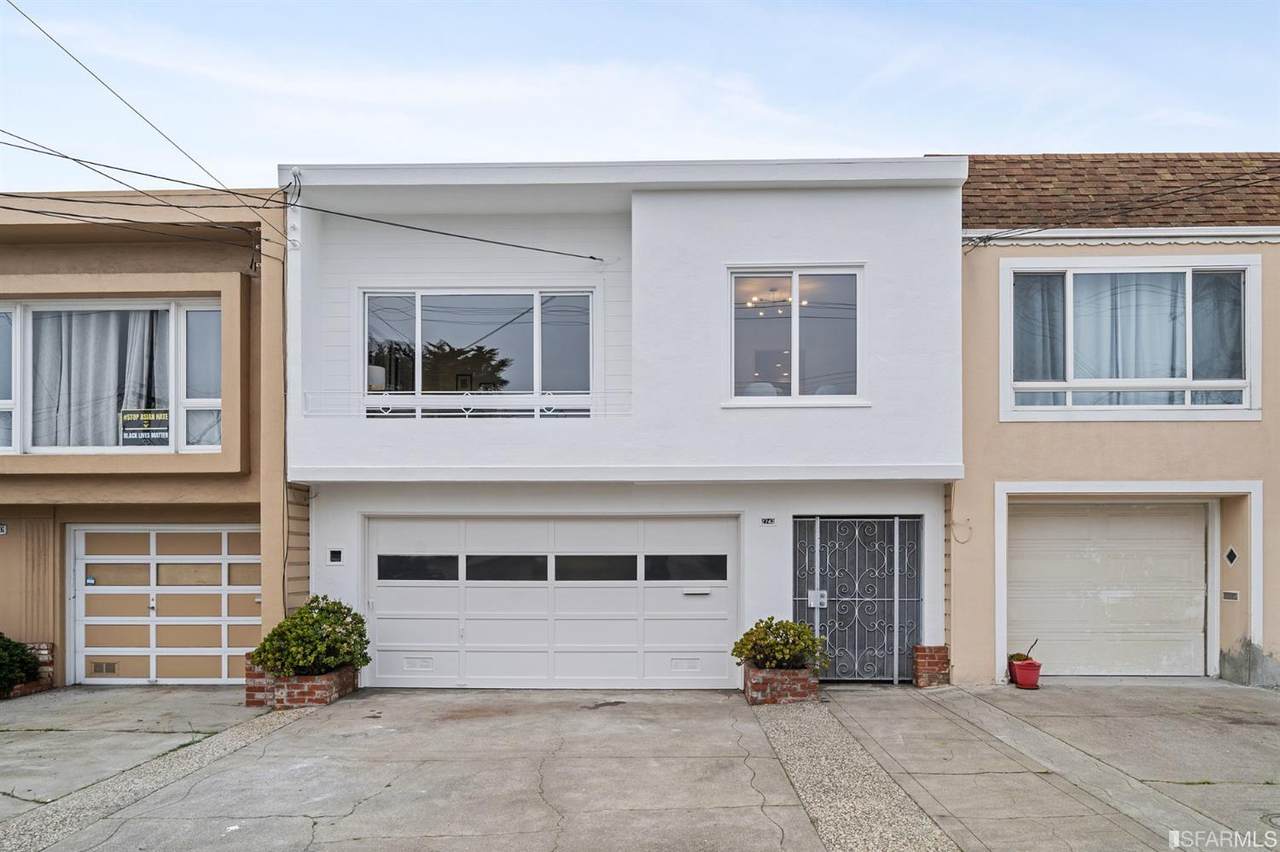 2743 39th Avenue - Photo 1