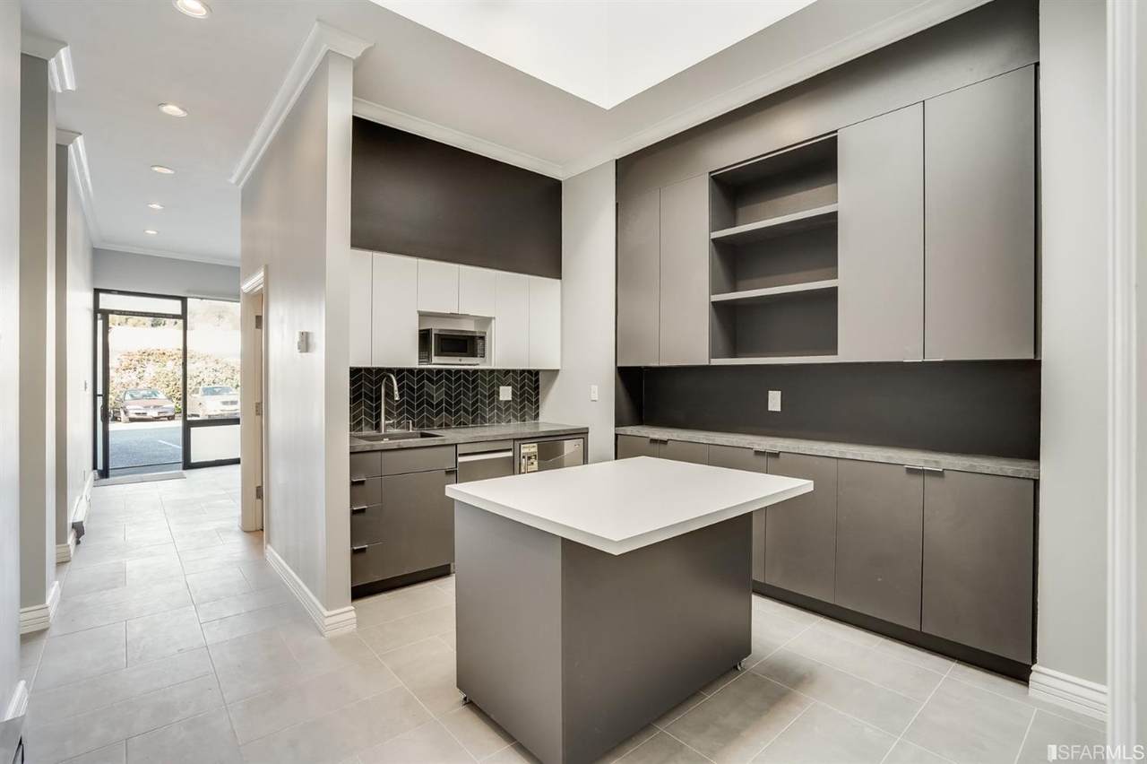 200 Valley Drive - Photo 1
