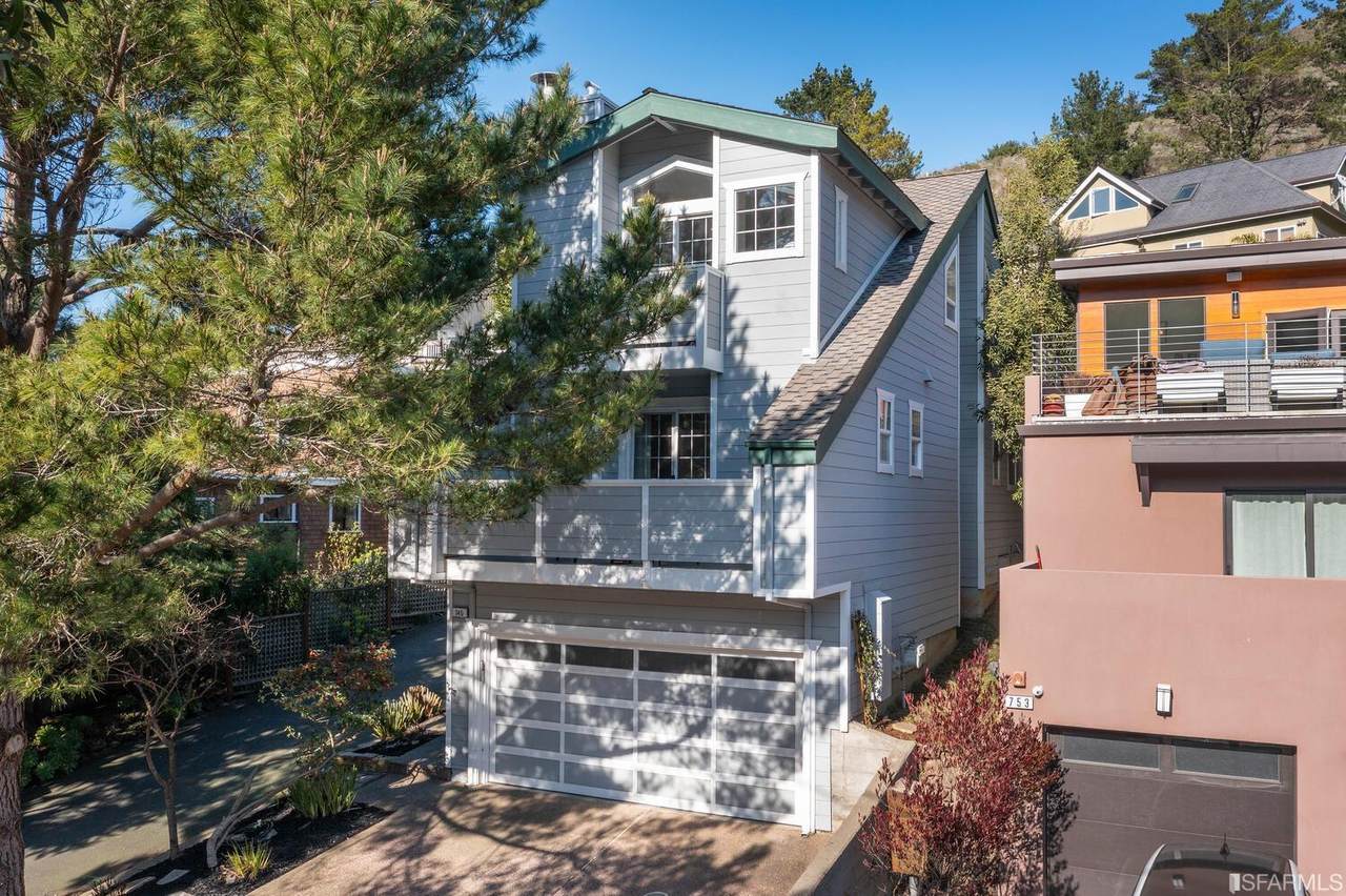 745 Rockaway Beach Avenue - Photo 1
