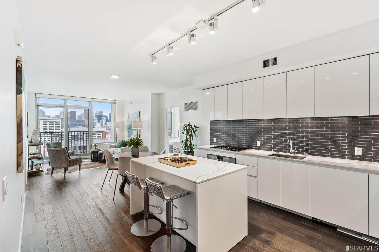 1000 3rd Street - Photo 1
