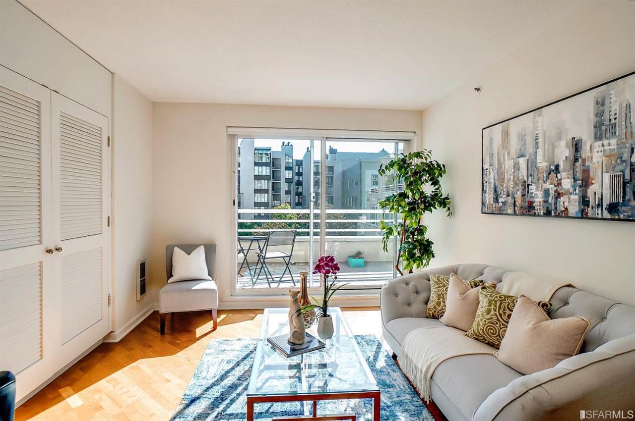 111 Chestnut Street - Photo 1