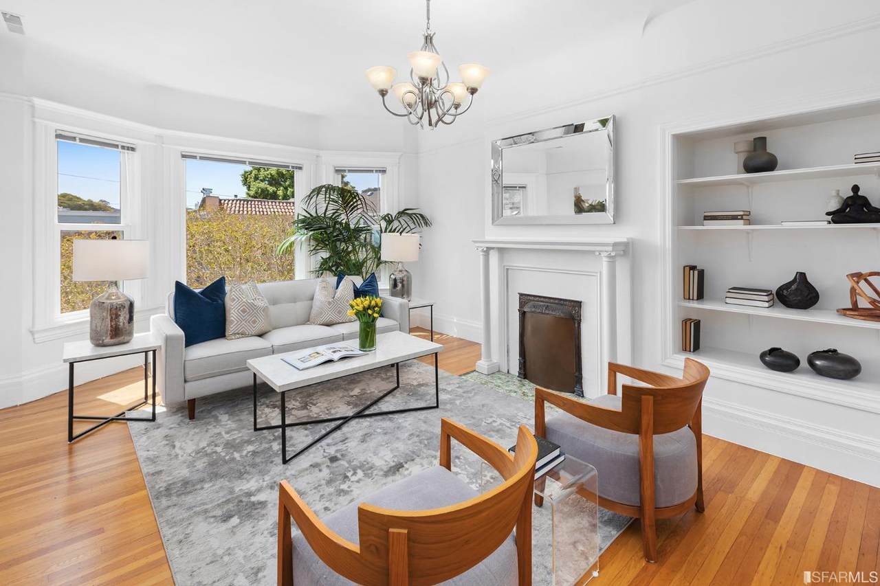 154 27th Street - Photo 1