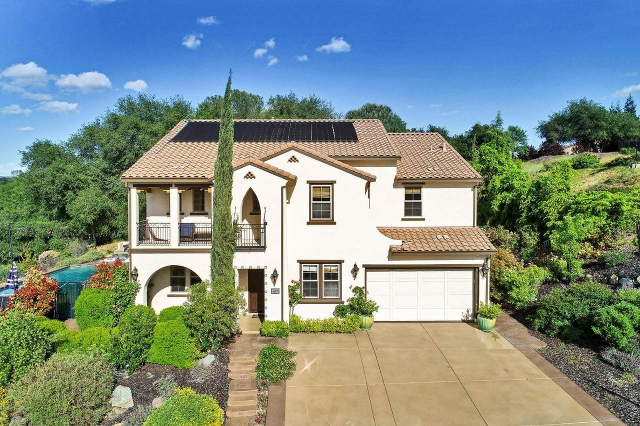 4267 Suffolk Way - Photo 1