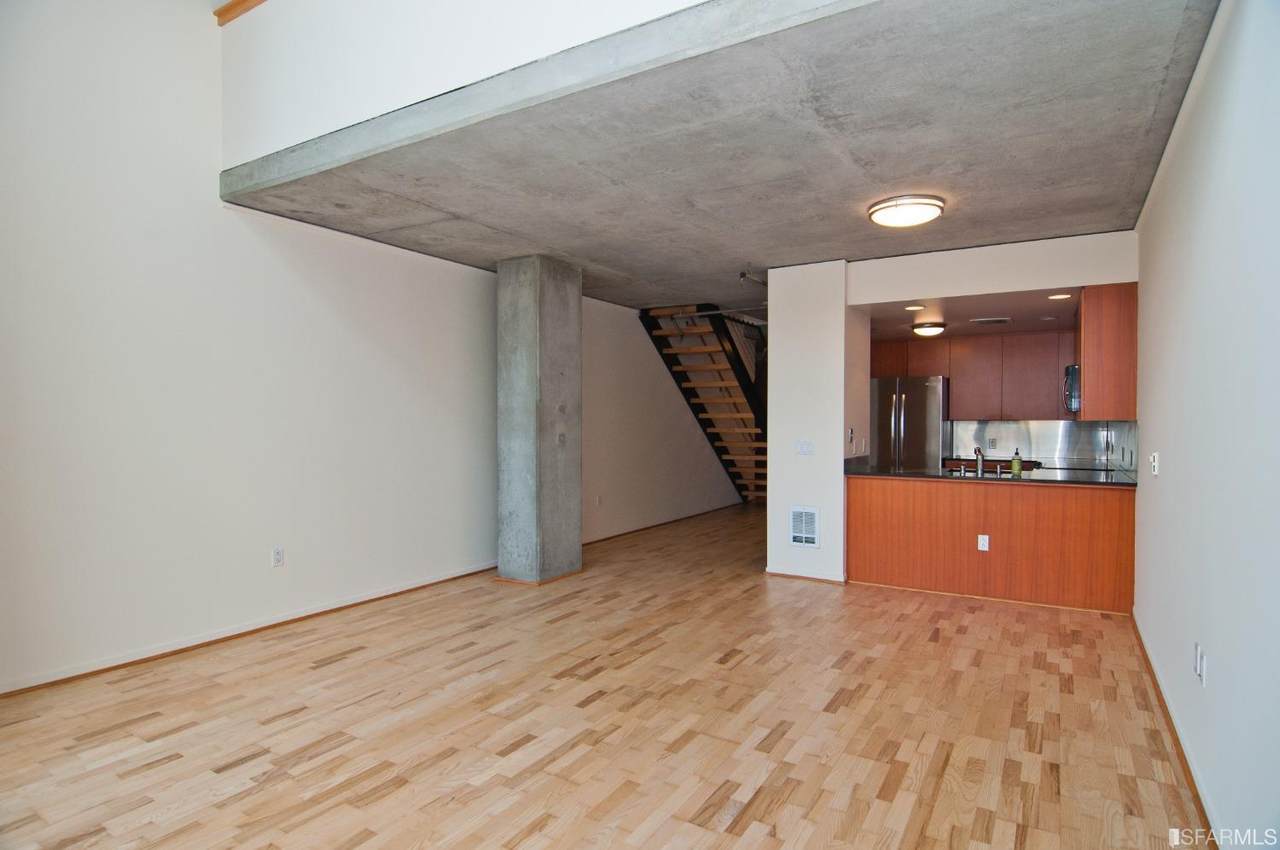 77 Dow Place - Photo 1