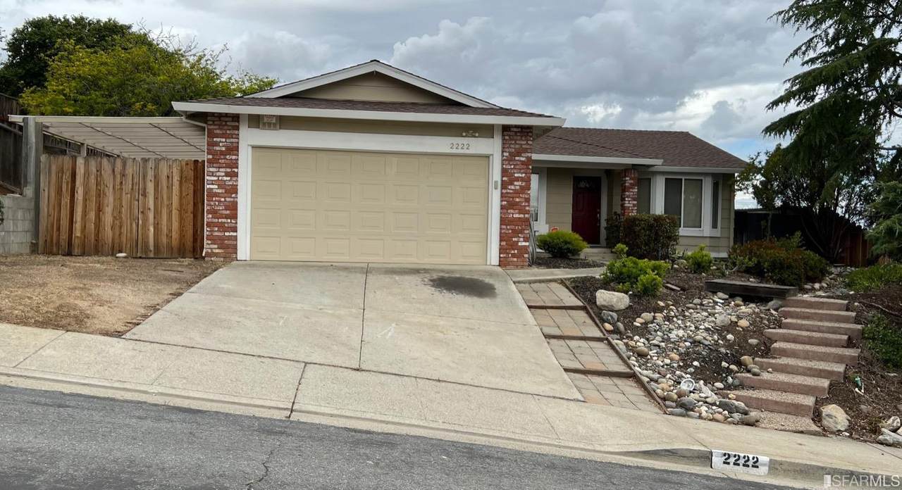 2222 Ridgecrest Way - Photo 1