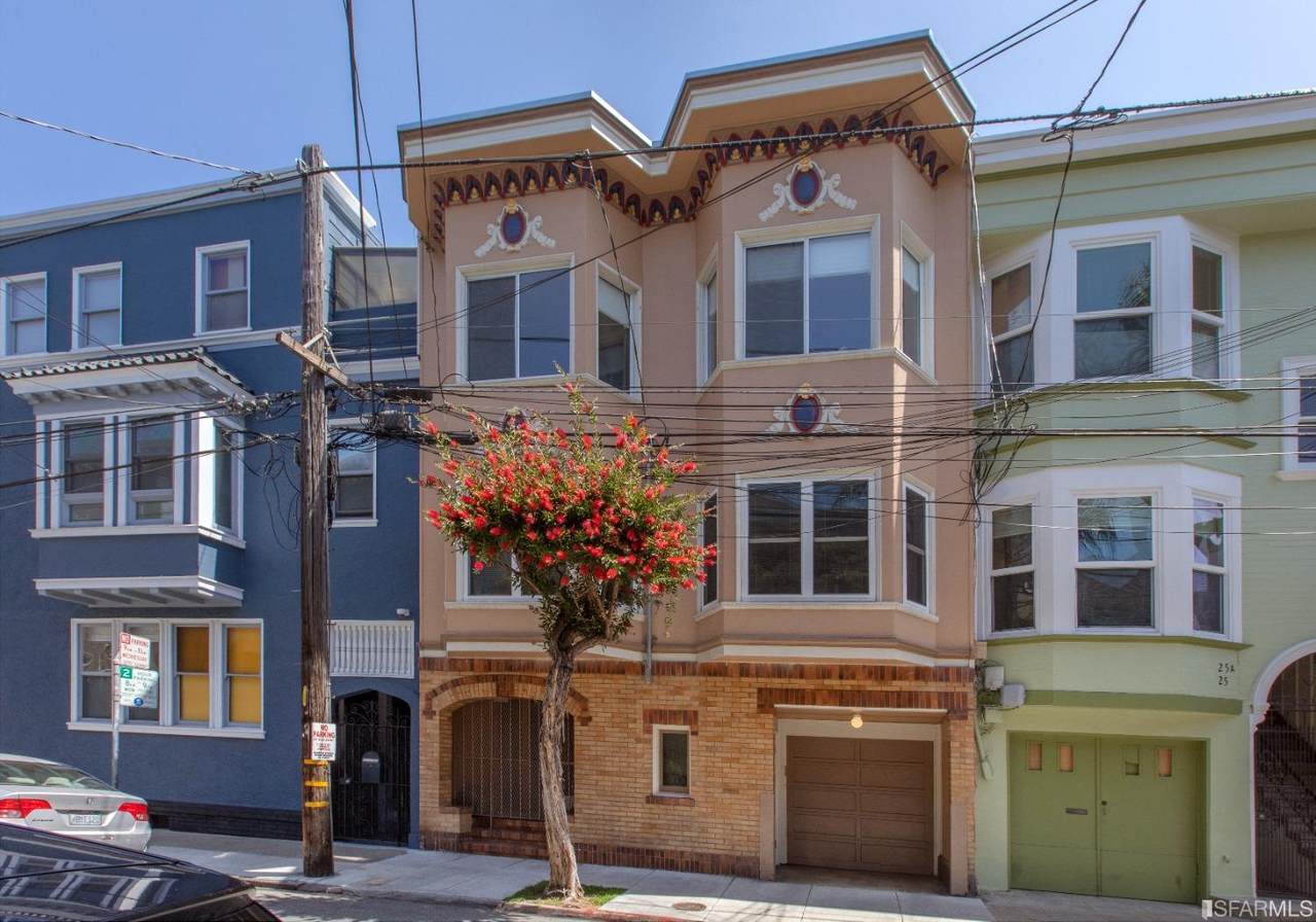 19 Dearborn Street - Photo 1
