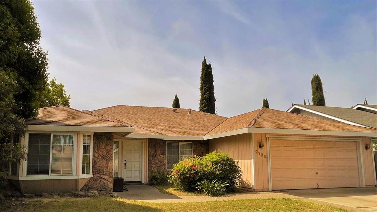 2108 27th Street - Photo 1