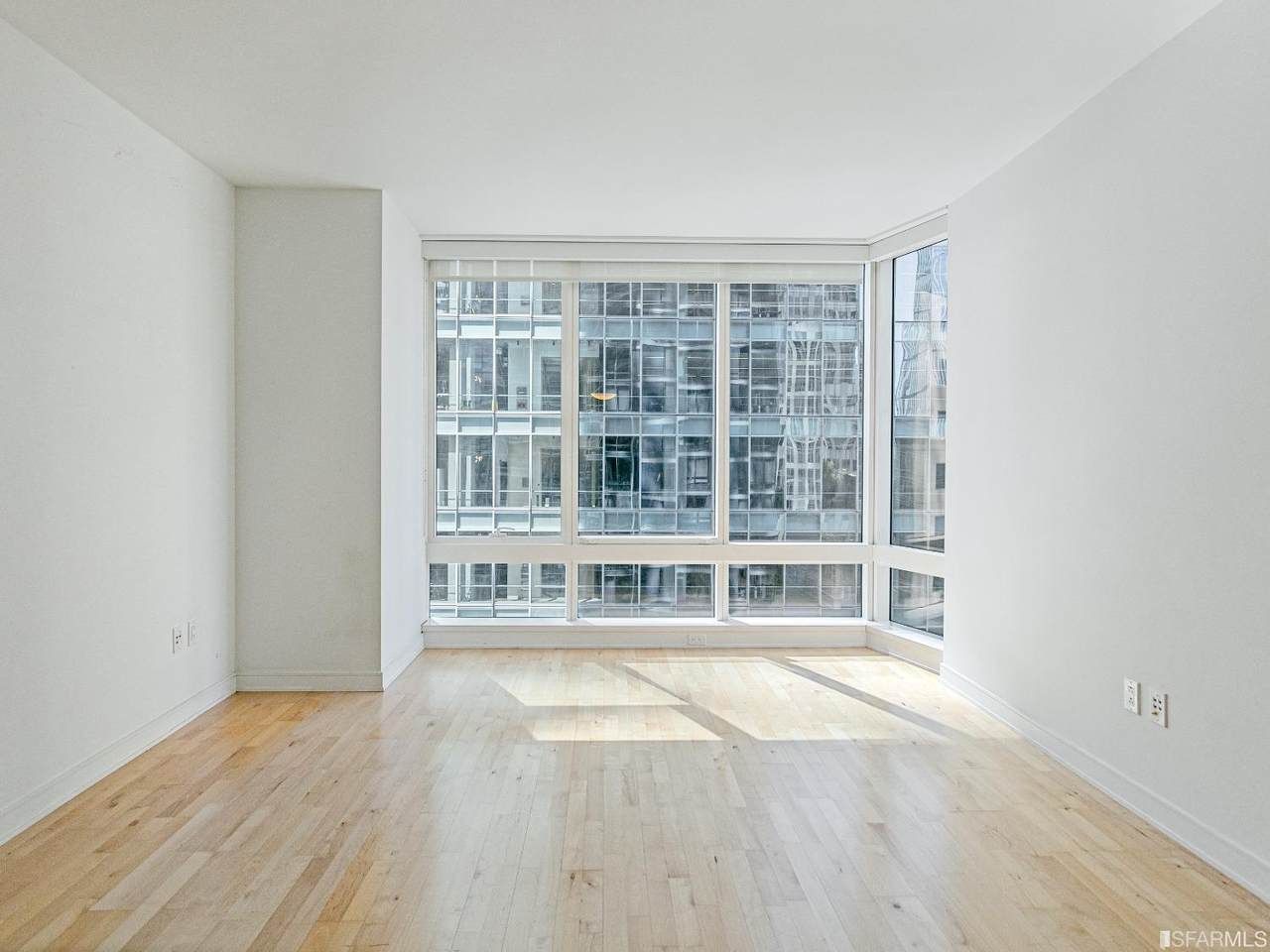 301 Mission Street - Photo 1
