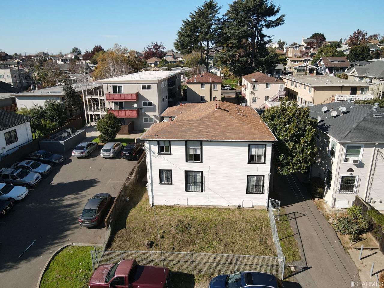 2175 Courtland Avenue - Photo 1