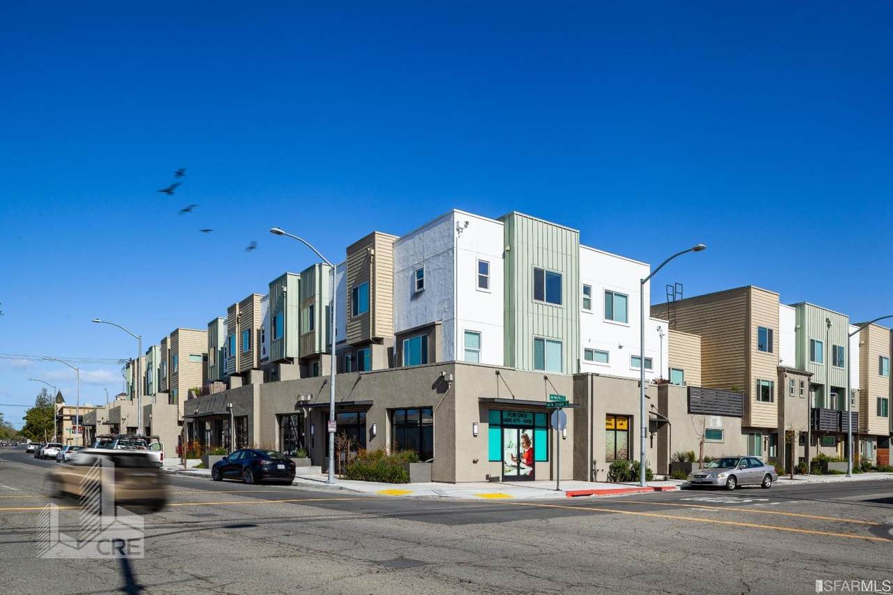 2315 Market Street - Photo 1