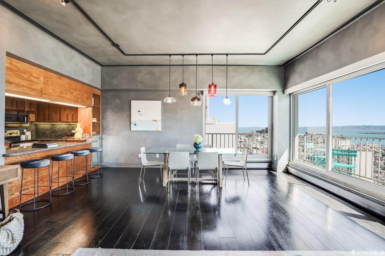 10 Miller Place - Photo 1