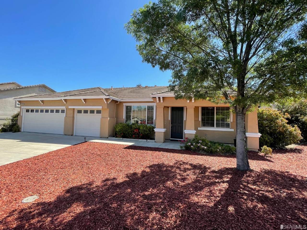 3801 Pintail Drive - Photo 1