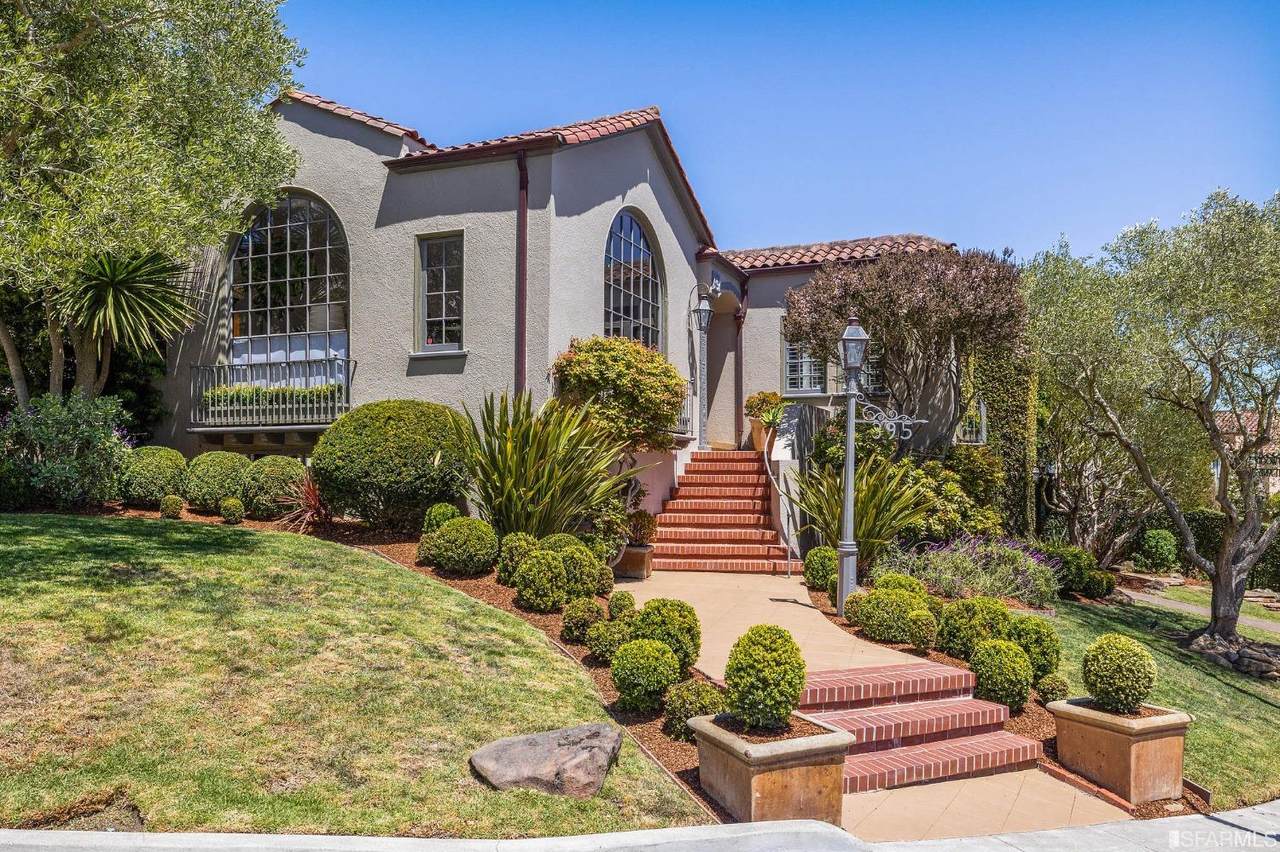 395 Yerba Buena Avenue - Photo 1