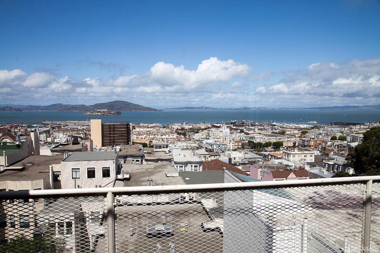 866 Green Street - Photo 1