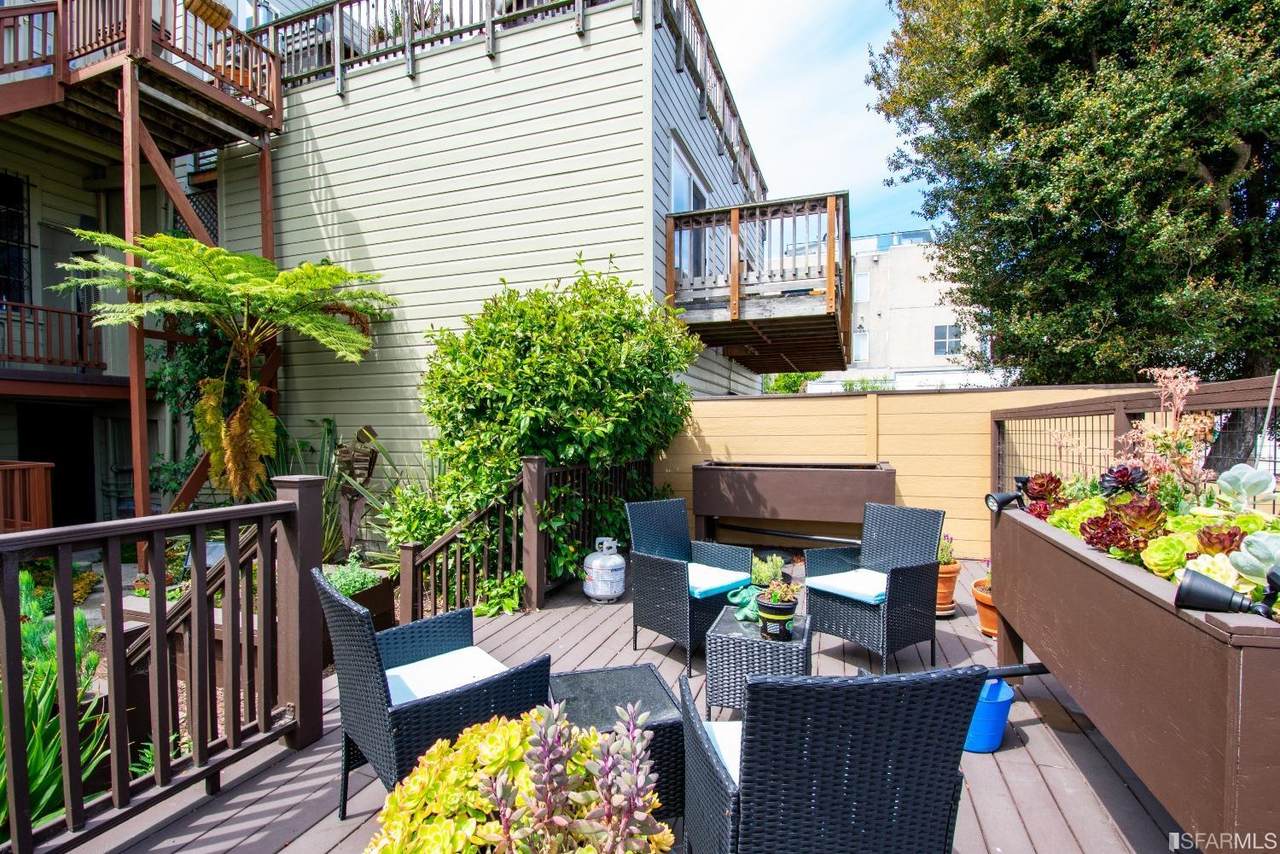504 Oak Street - Photo 1