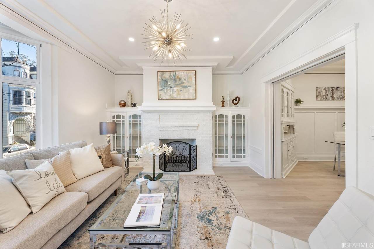 219 Clayton Street - Photo 1