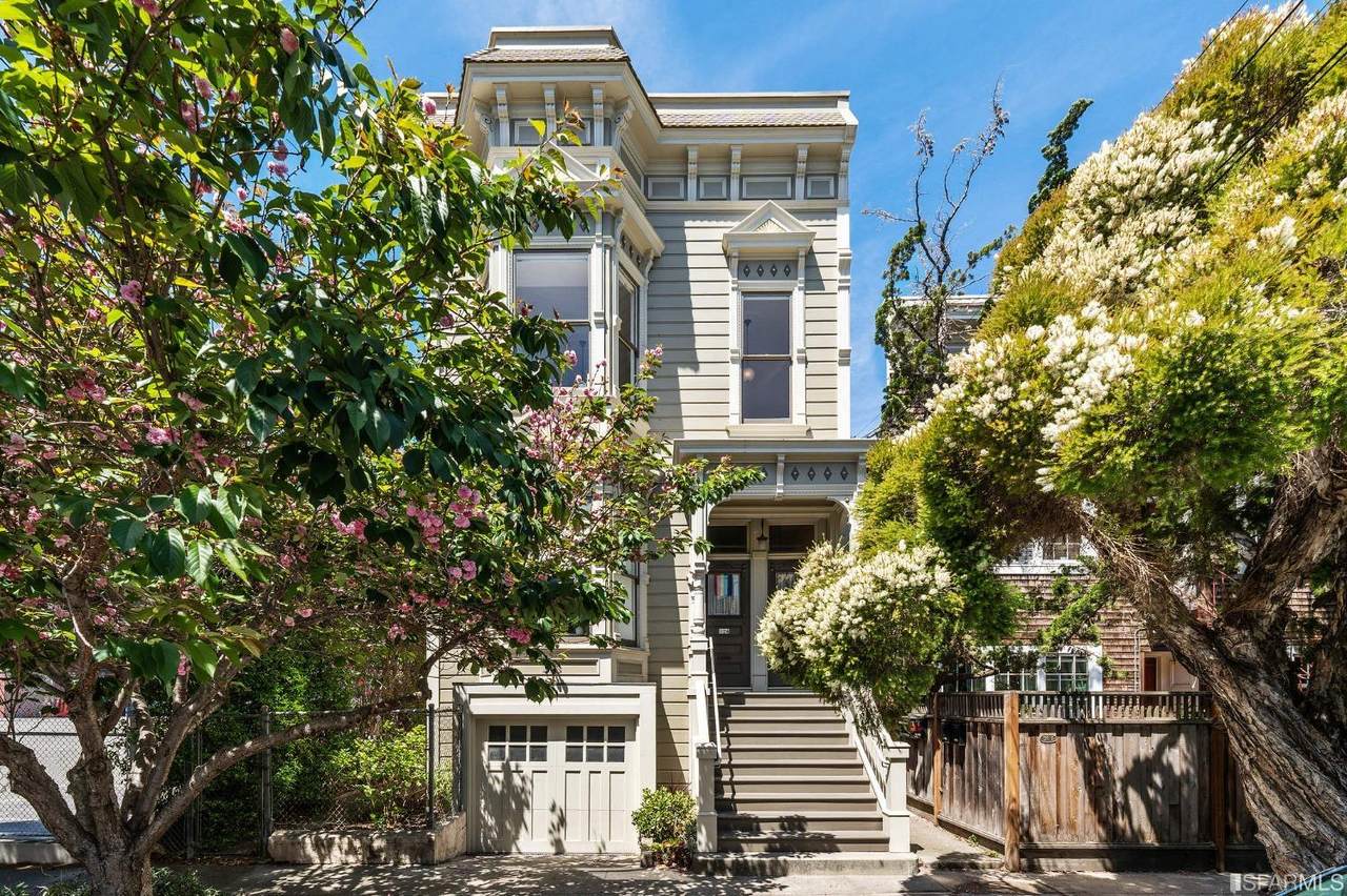 122 Fair Oaks Street - Photo 1