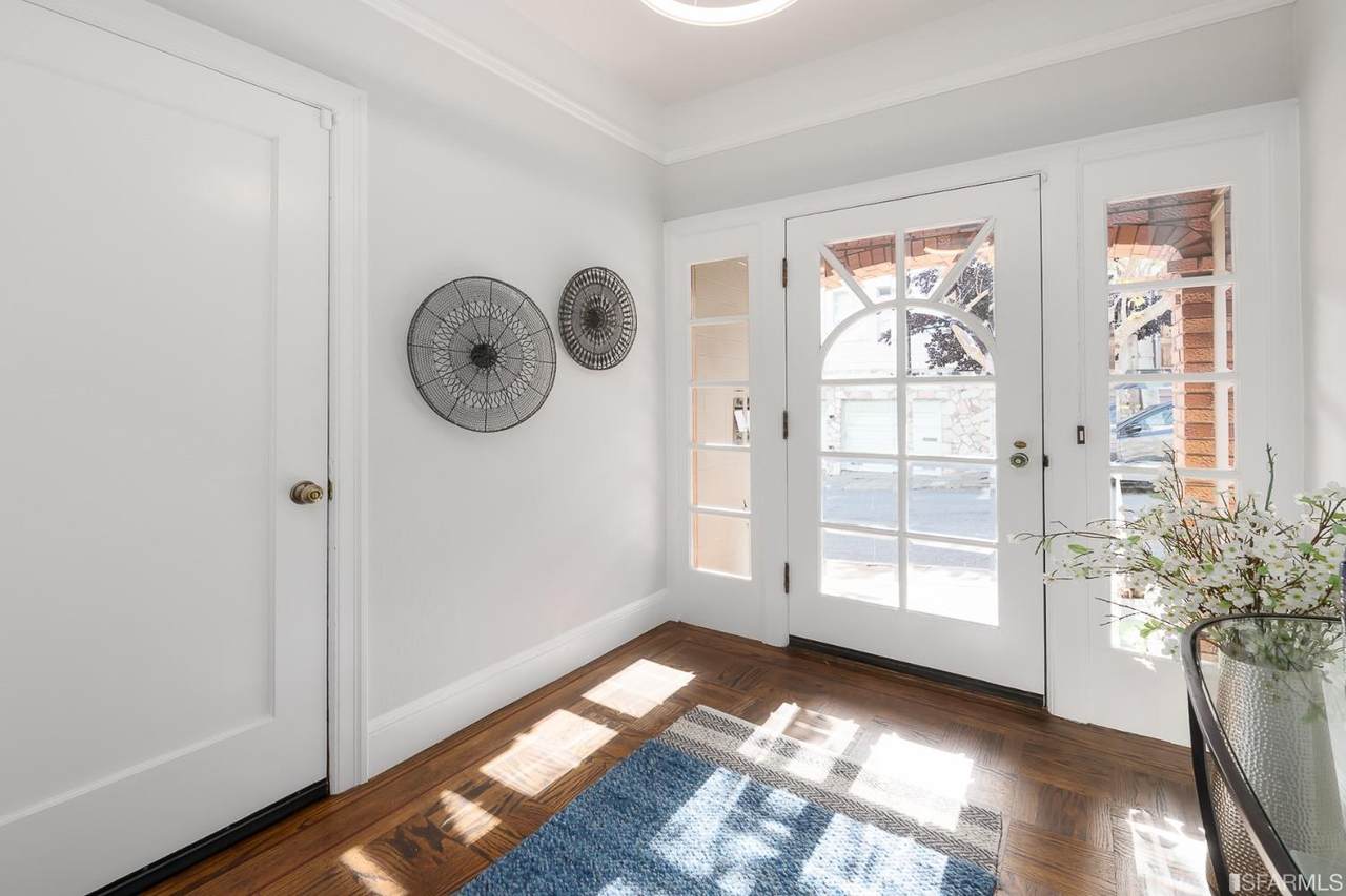 475 Gates Street - Photo 1