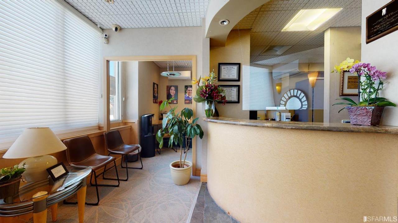 590 Bosworth Street - Photo 1