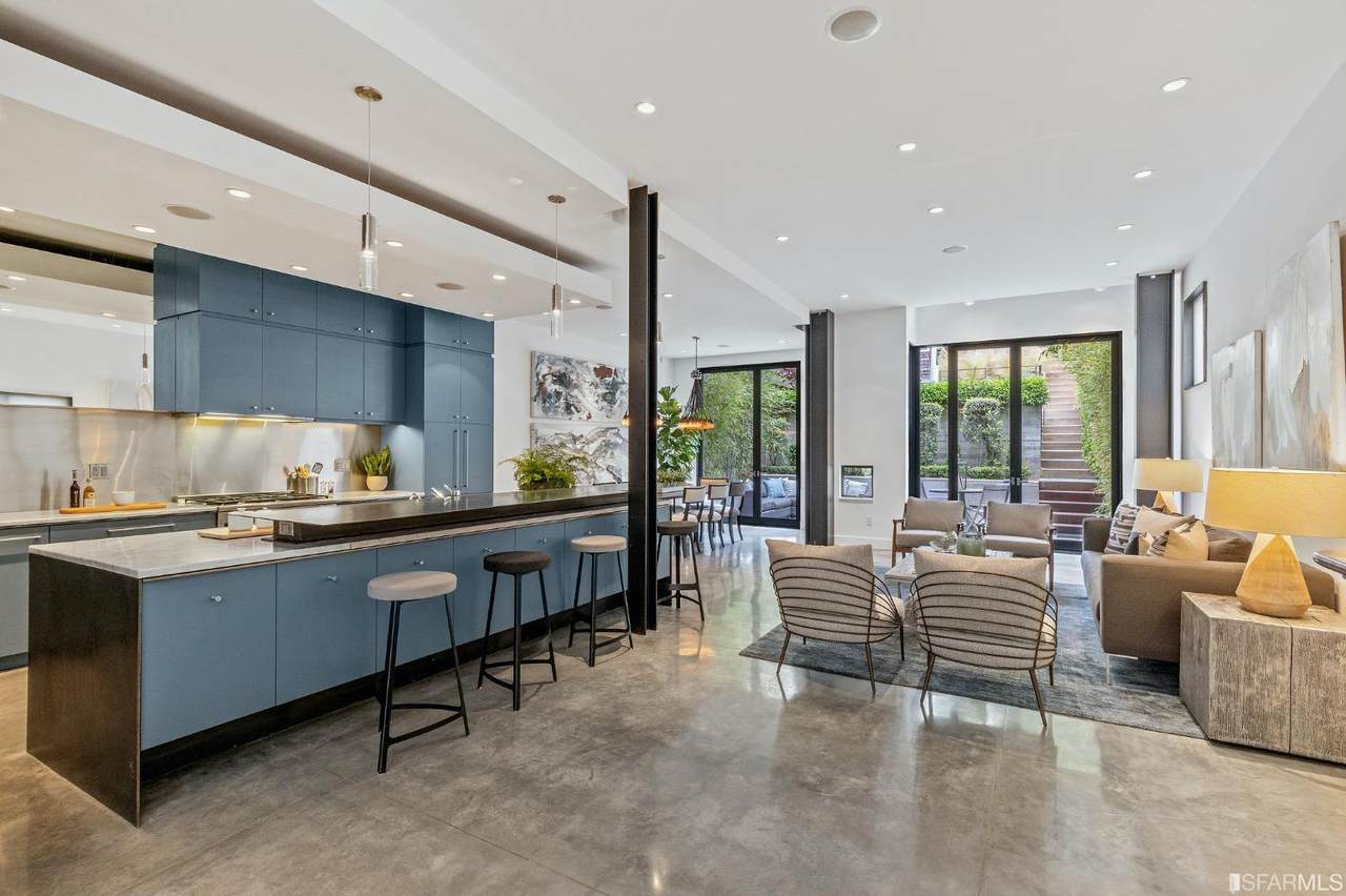 110 Chattanooga Street - Photo 1