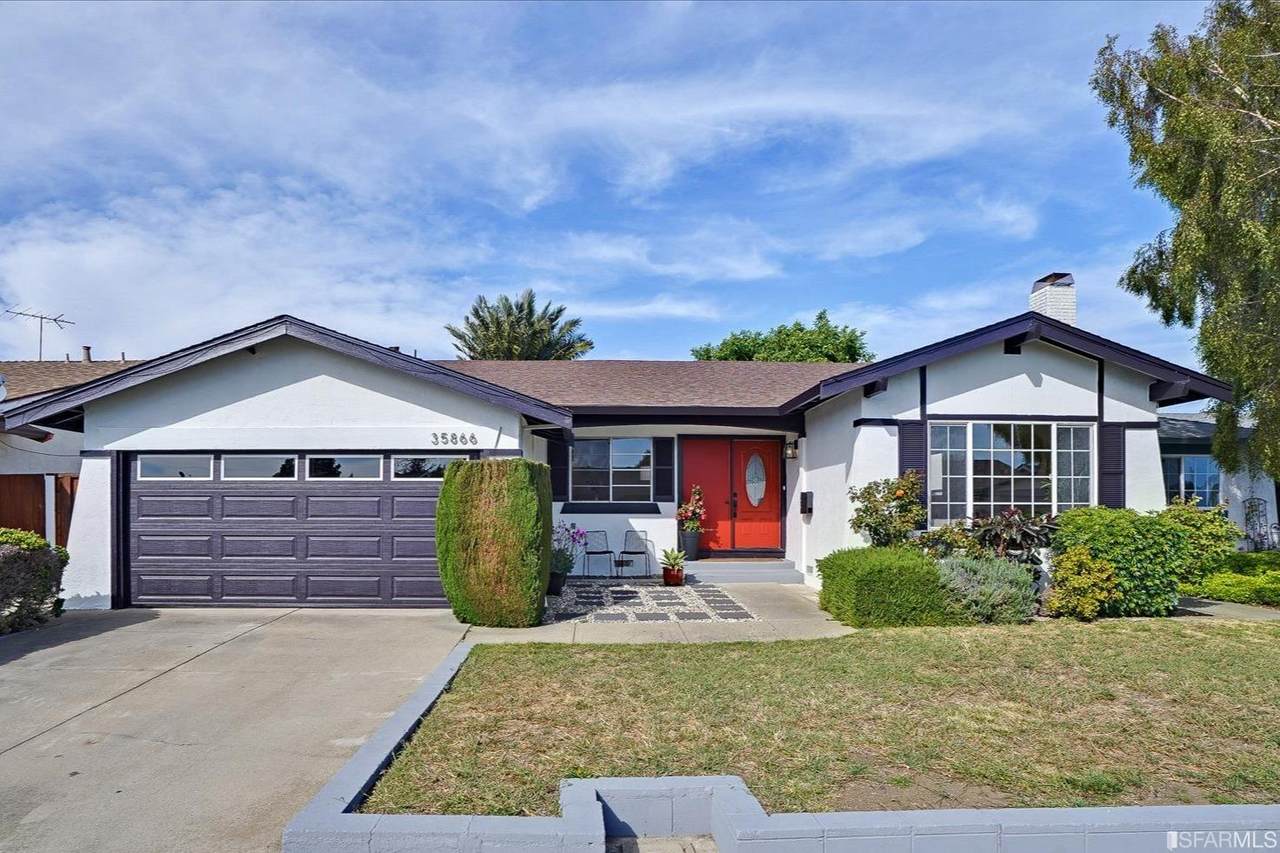 35866 Dering Place - Photo 1