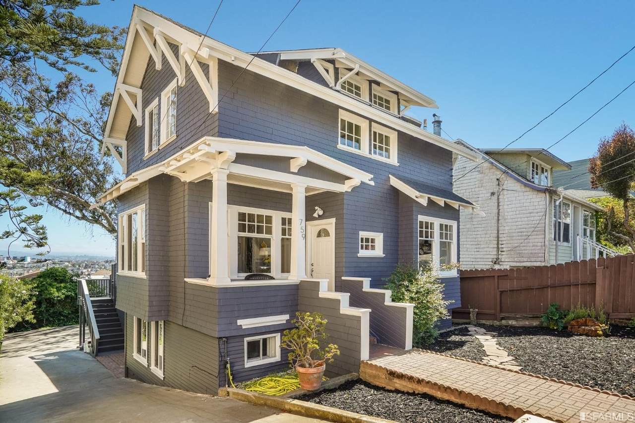 759 Lakeview Avenue - Photo 1