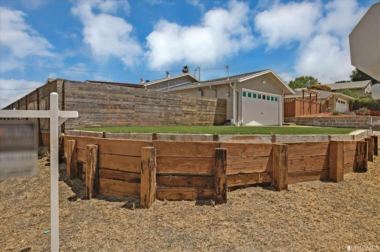 2395 Dolan Way - Photo 1