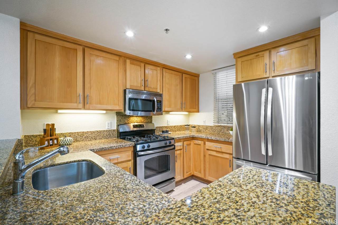 301 Crescent Court - Photo 1