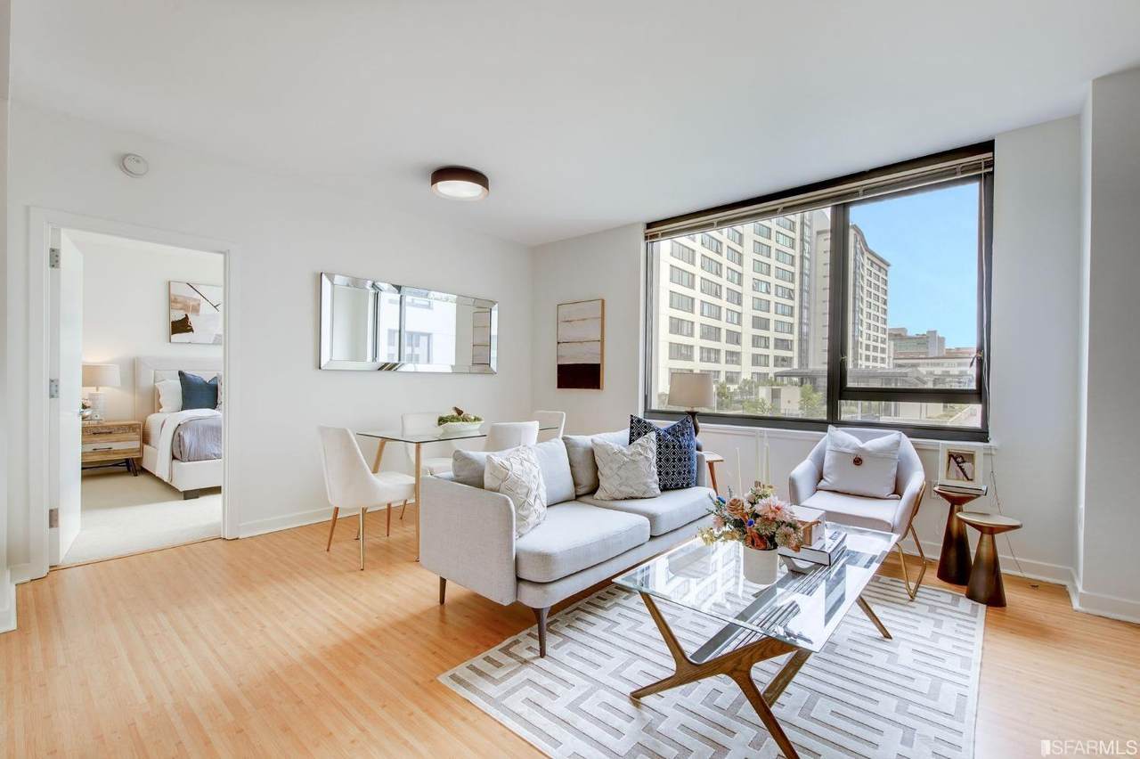 260 King Street - Photo 1