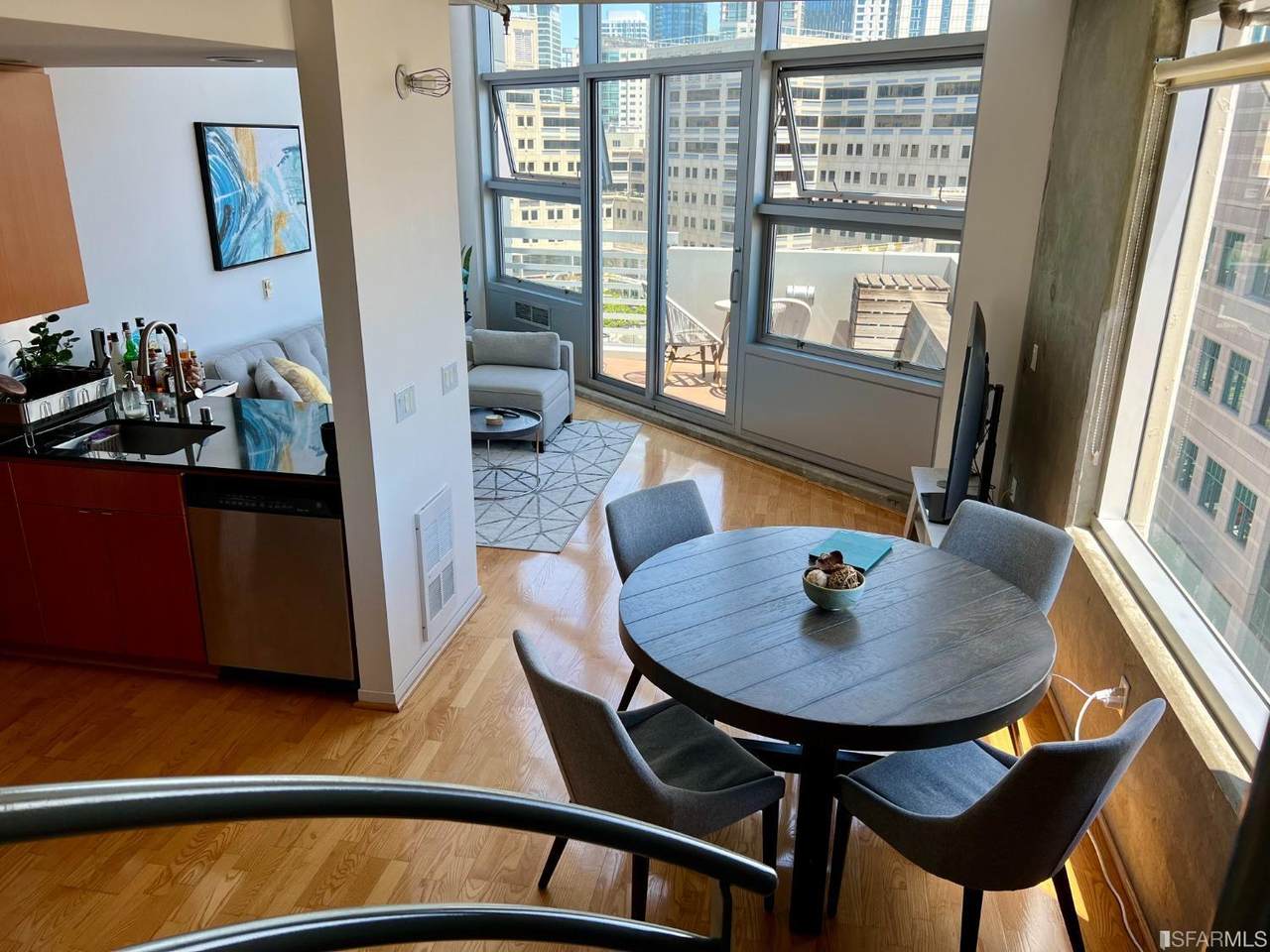 77 Dow Place - Photo 1